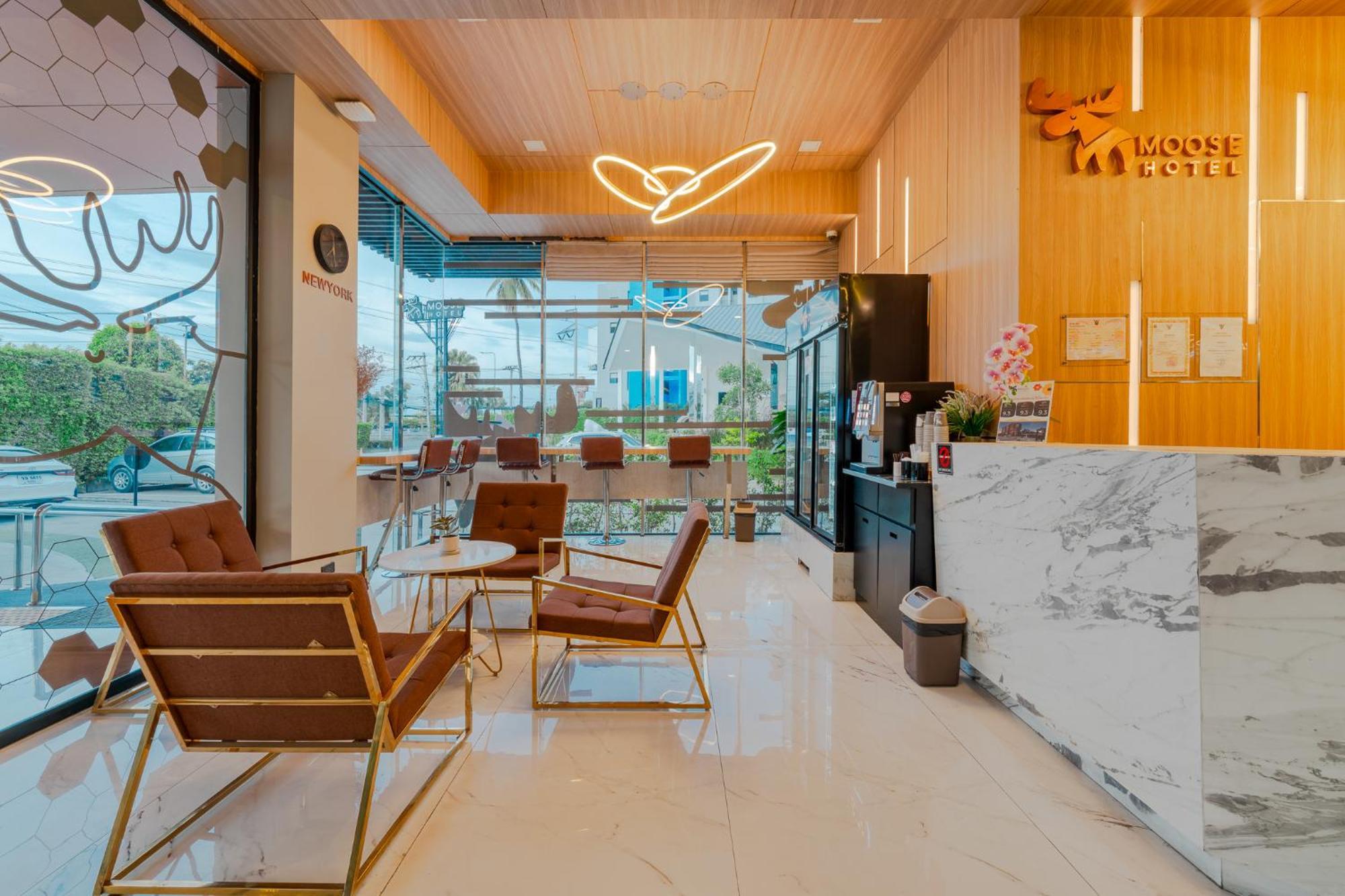 Moose Hotel Chiangmai Chiang Mai Exterior photo